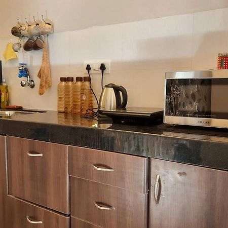 Joy Cottages - Premium Chalets, Vacation Home Rentals Карджат Екстериор снимка